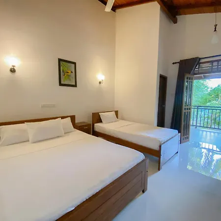 Yala Safari Green Home Stay Tissamaharama Exterior photo