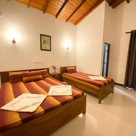 Yala Safari Green Home Stay Tissamaharama Exterior photo
