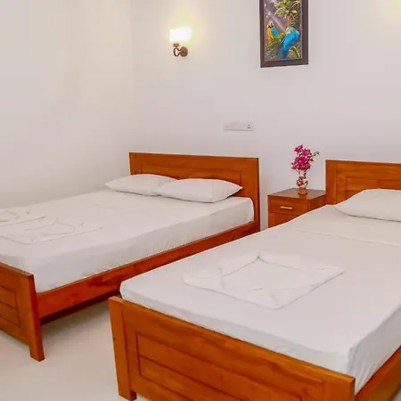 Yala Safari Green Home Stay Tissamaharama Exterior photo