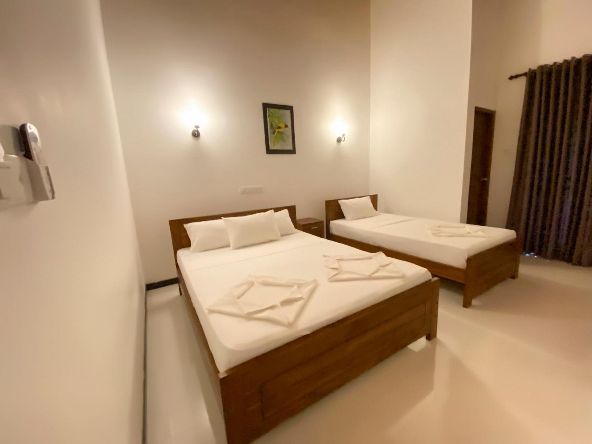 Yala Safari Homestay *